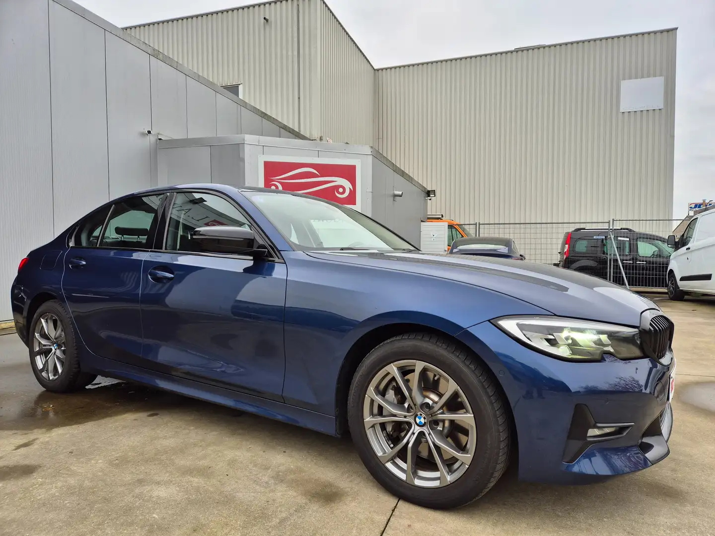BMW 330 eA 296cv !! SPORT LINE // PHEV HYBRIDE // 2021 !! Bleu - 1