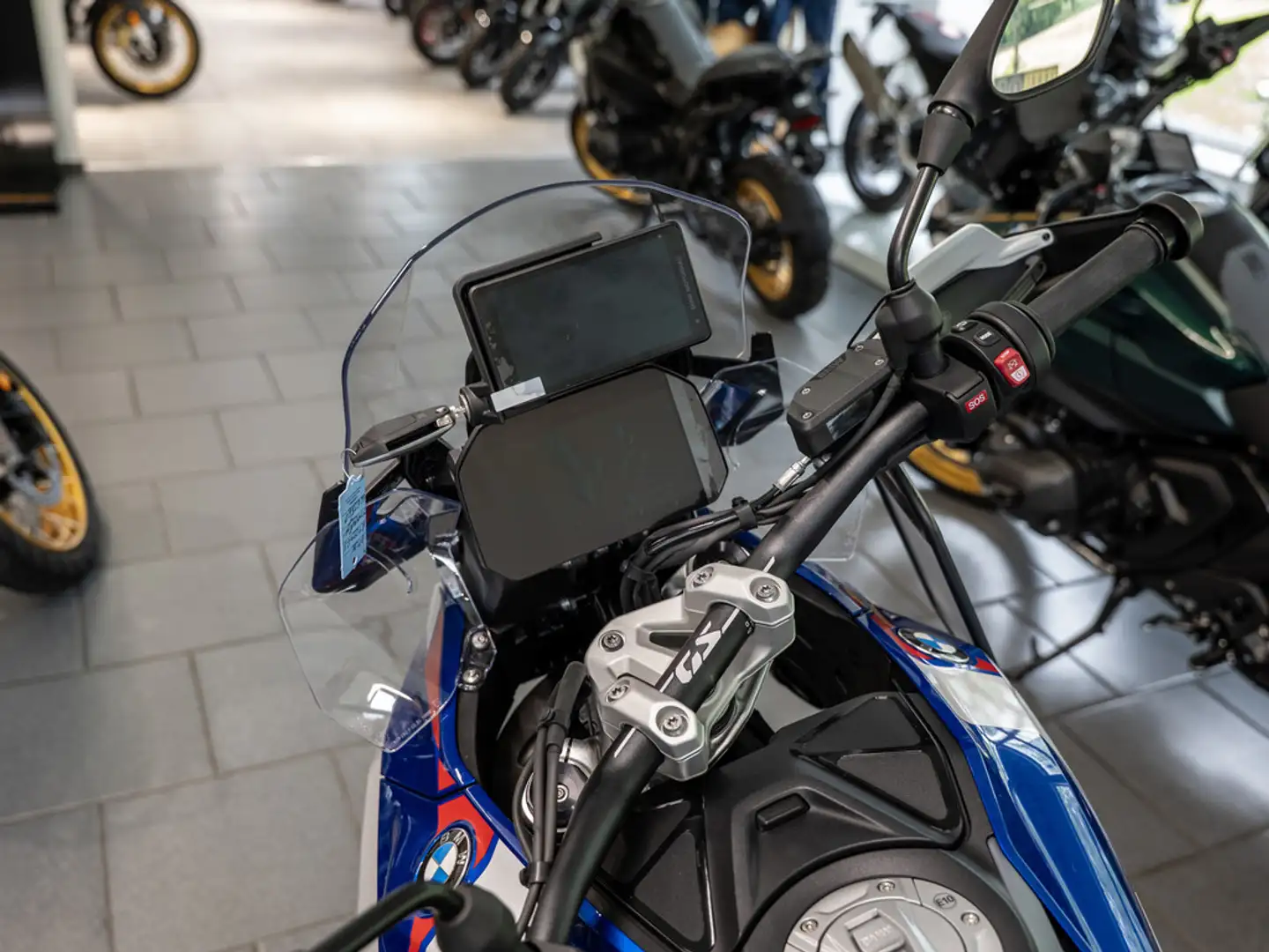 BMW R 1300 GS TOUREN-P. inkl. Vario Koffer & Navi Bleu - 2