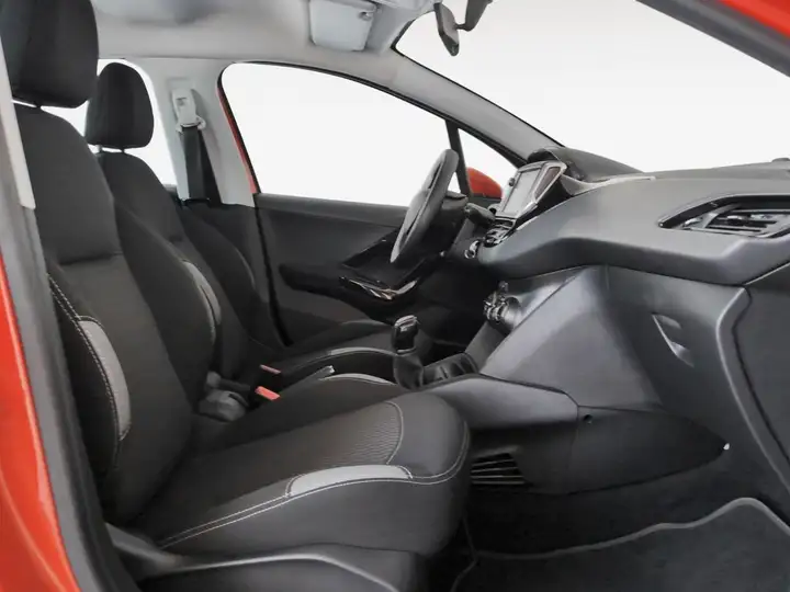 Peugeot 208 2015, foto 12