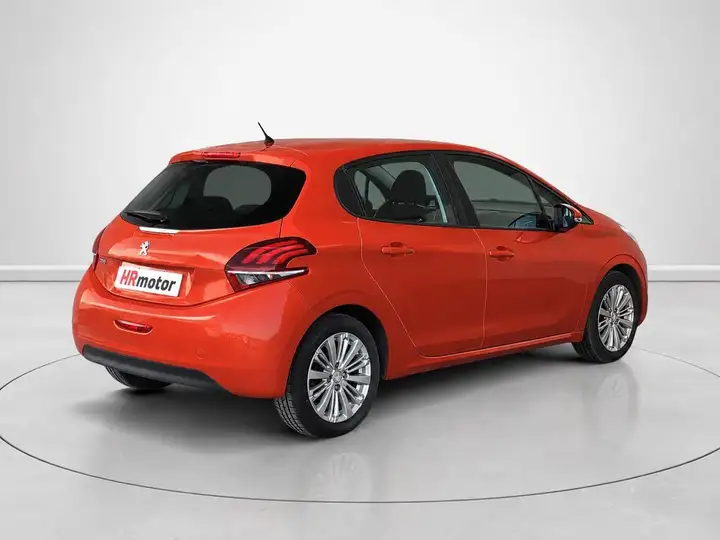 Peugeot 208 2015, foto 3