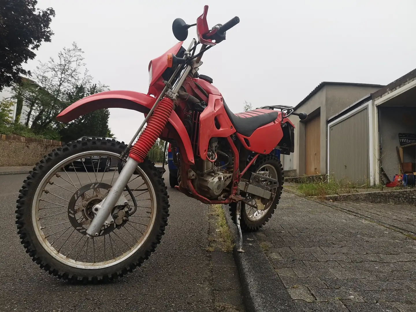 Kawasaki KLX 250 E Czerwony - 2