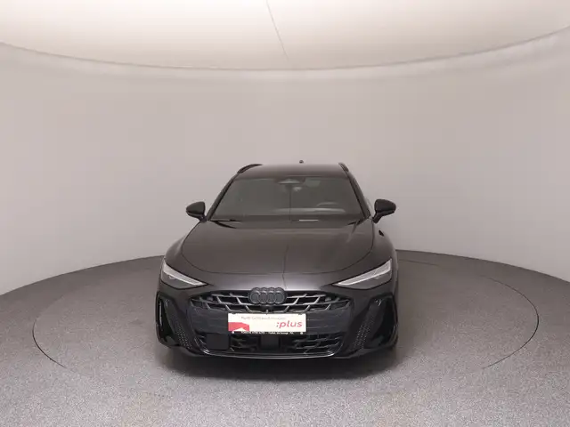 Audi A6 view 3