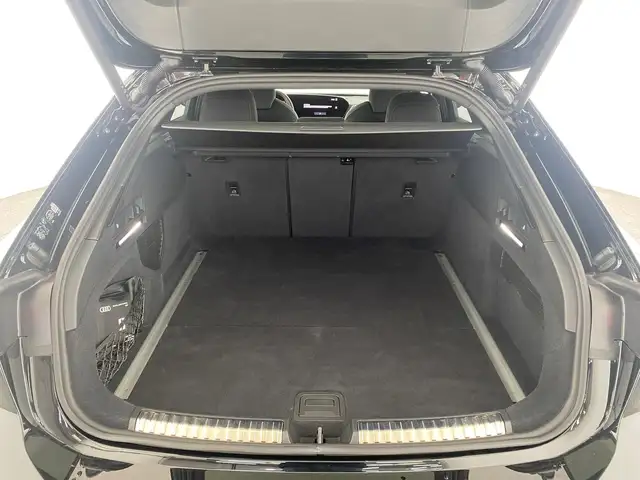Audi A6 view 7