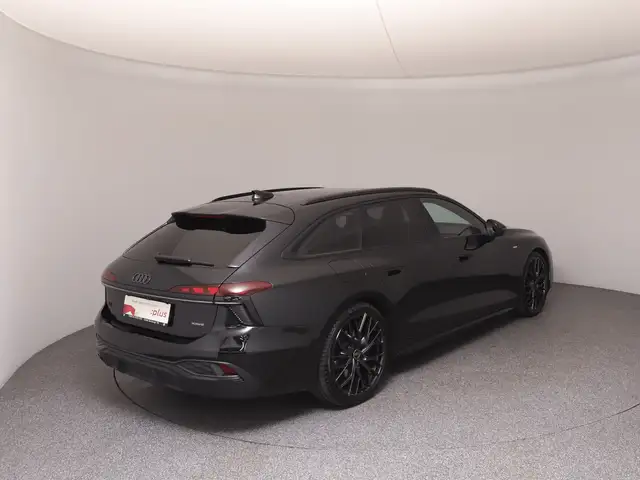Audi A6 view 4