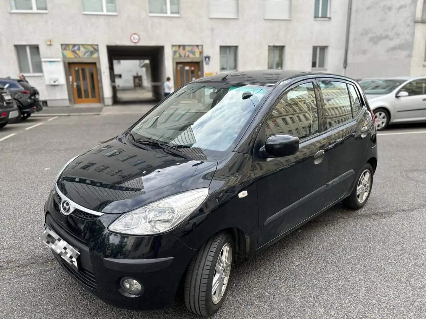 Hyundai i10 i10 1,1 MPI Cool Sport Cool Sport Schwarz - 2