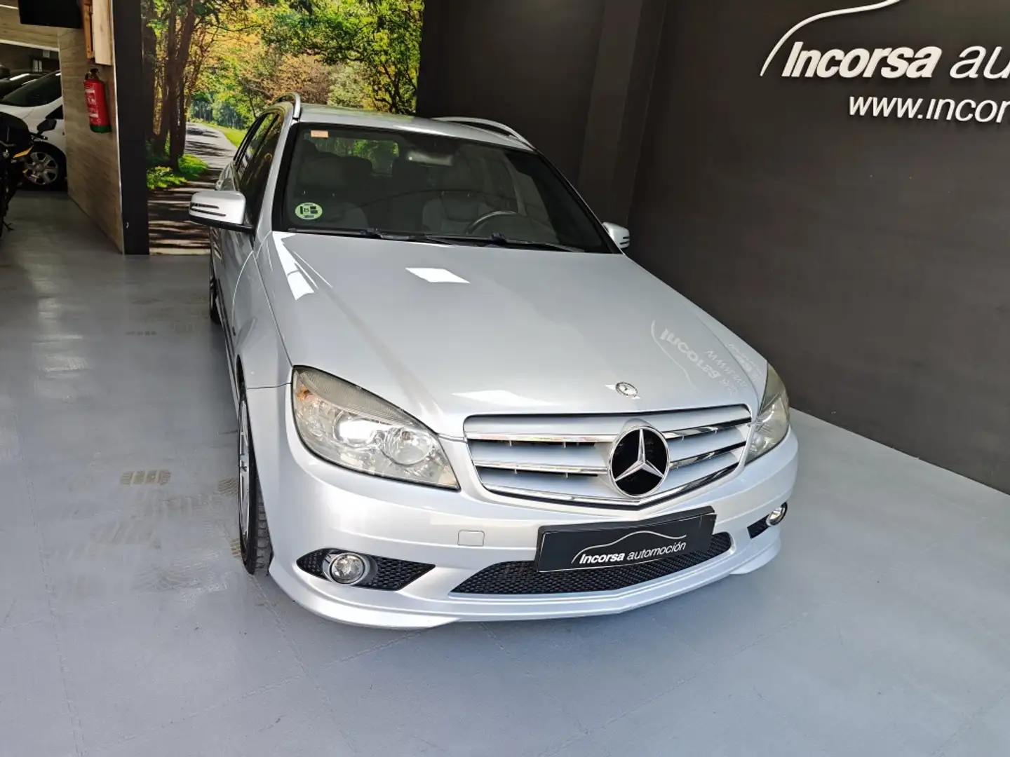 Mercedes-Benz C 320 320CDI Elegance 4M 7G (14.75) Plateado - 2