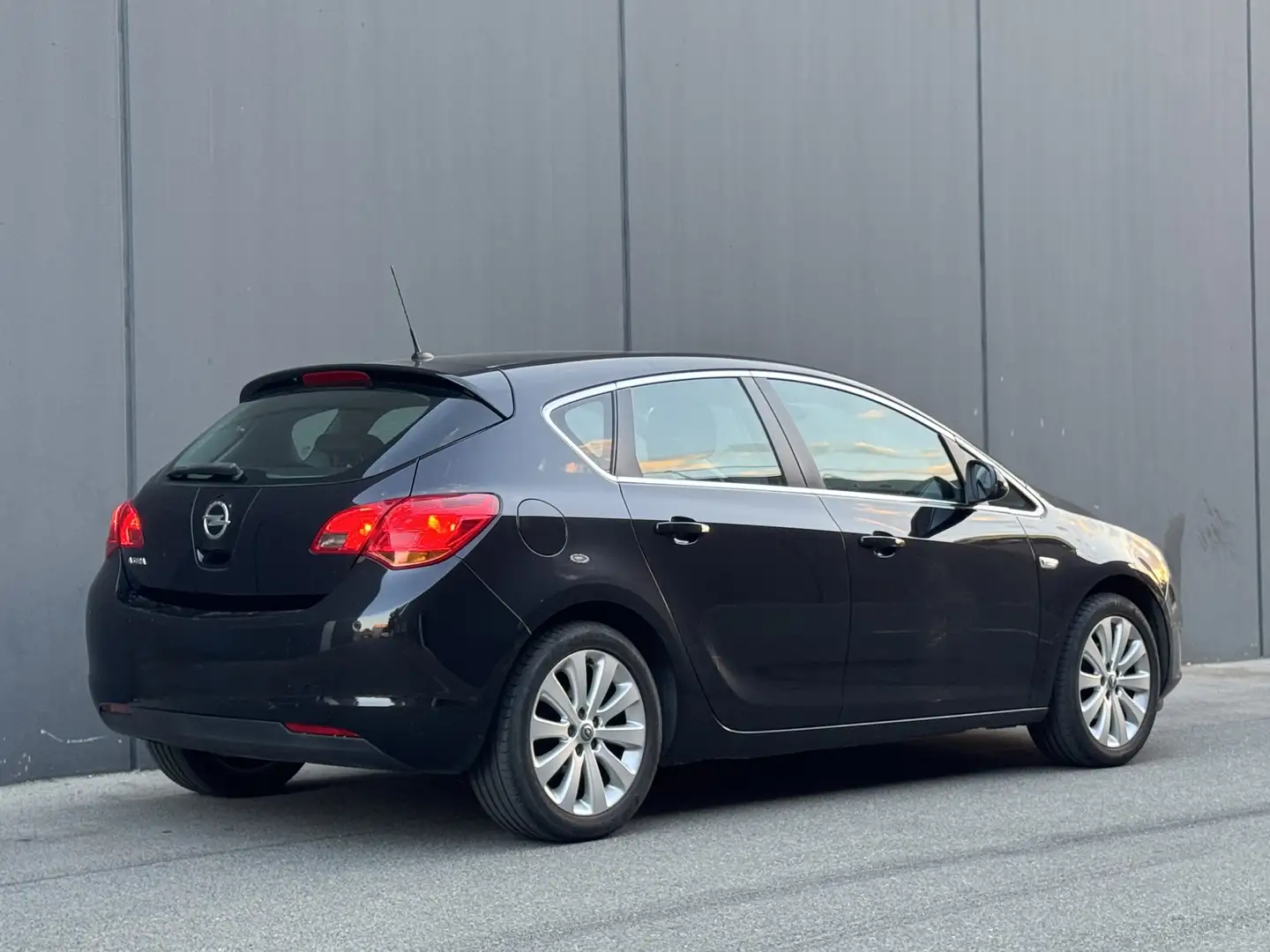 Opel Astra 1,6 - 2