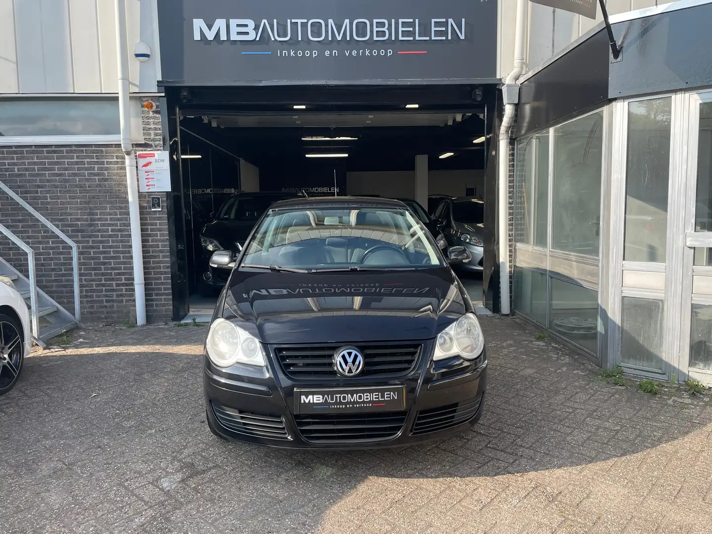 Volkswagen Polo 1.2-12V Trendline/Zart/5 Deurs/Airco/1 Jaar APK!! Noir - 2