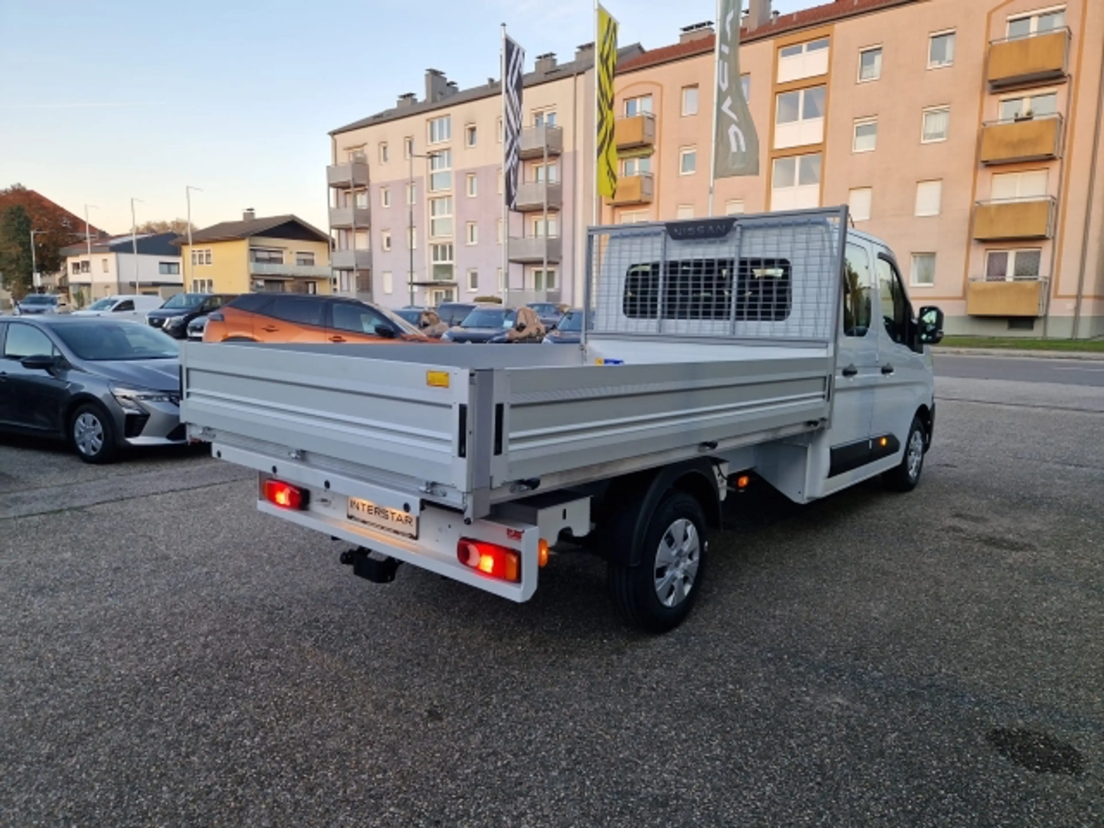 Nissan Interstar Pritsche DOKA N-Connecta NETTO 33.325.- 150PS Die — photo 4