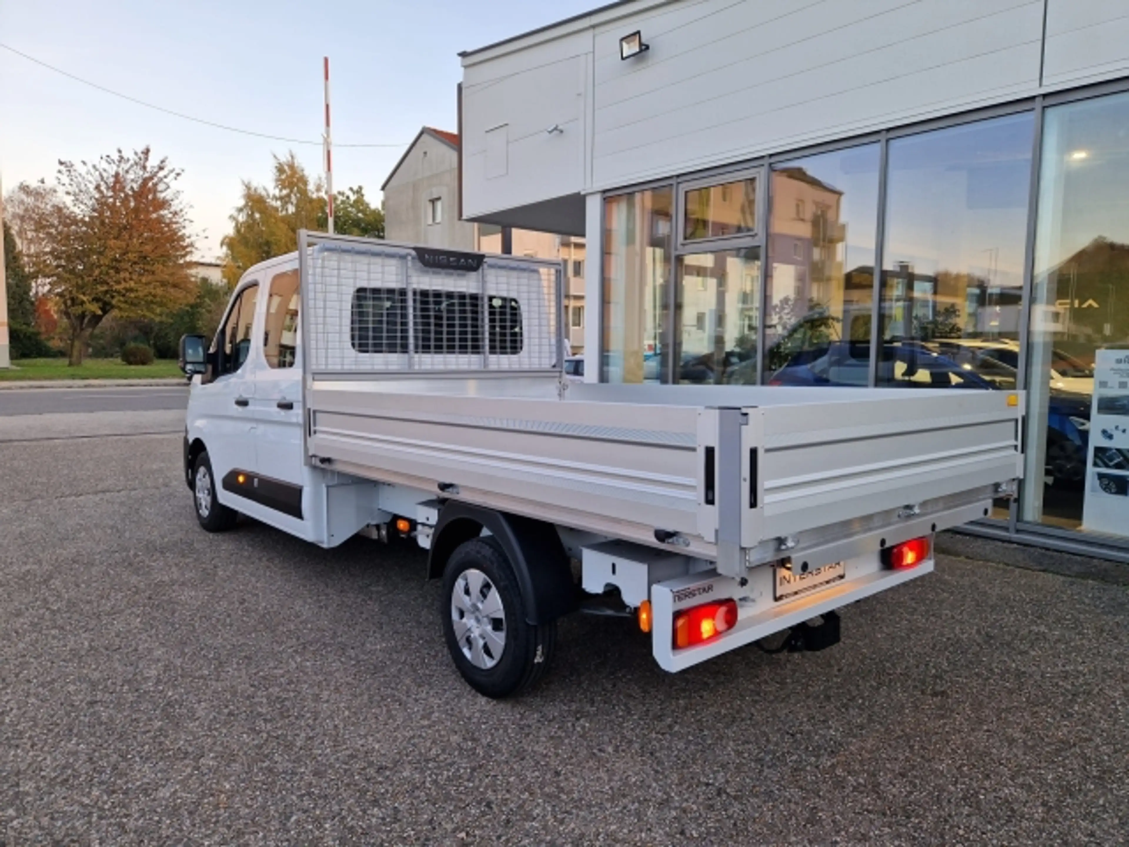 Nissan Interstar Pritsche DOKA N-Connecta NETTO 33.325.- 150PS Die — photo 3