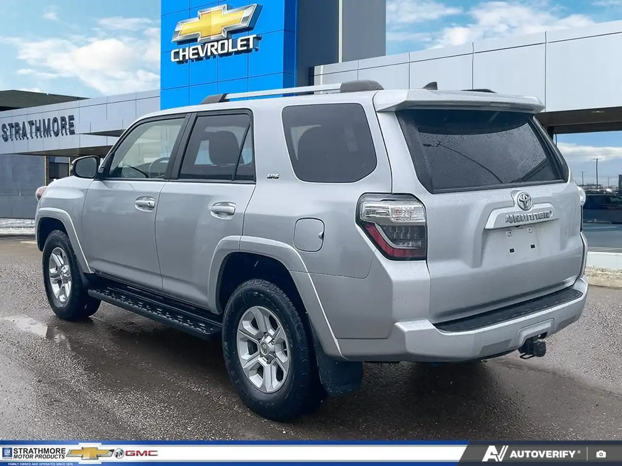 Toyota 4-Runner снимка Toyota 4-Runner