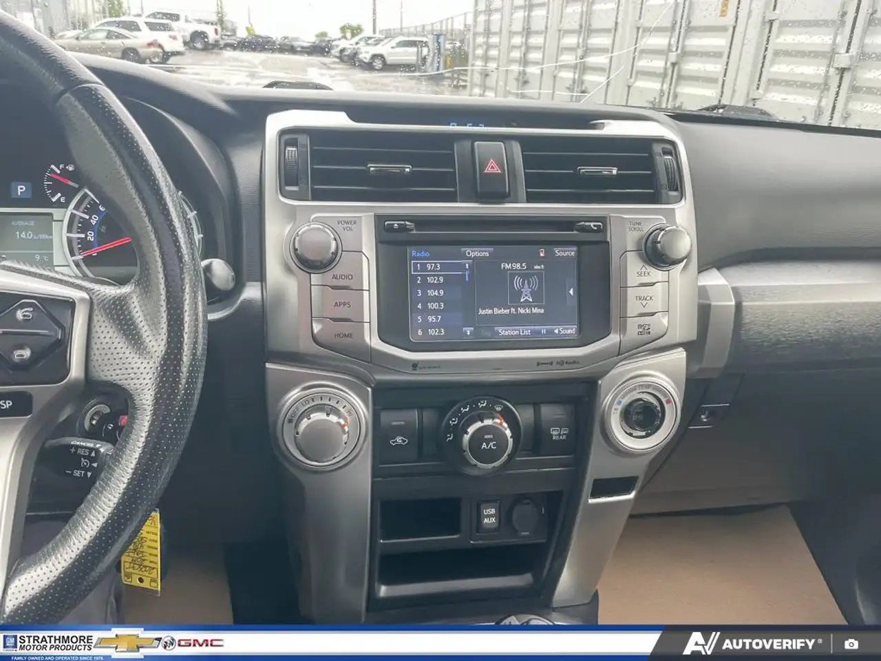 Toyota 4-Runner снимка Toyota 4-Runner