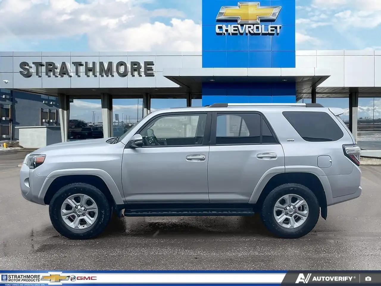 Toyota 4-Runner снимка Toyota 4-Runner