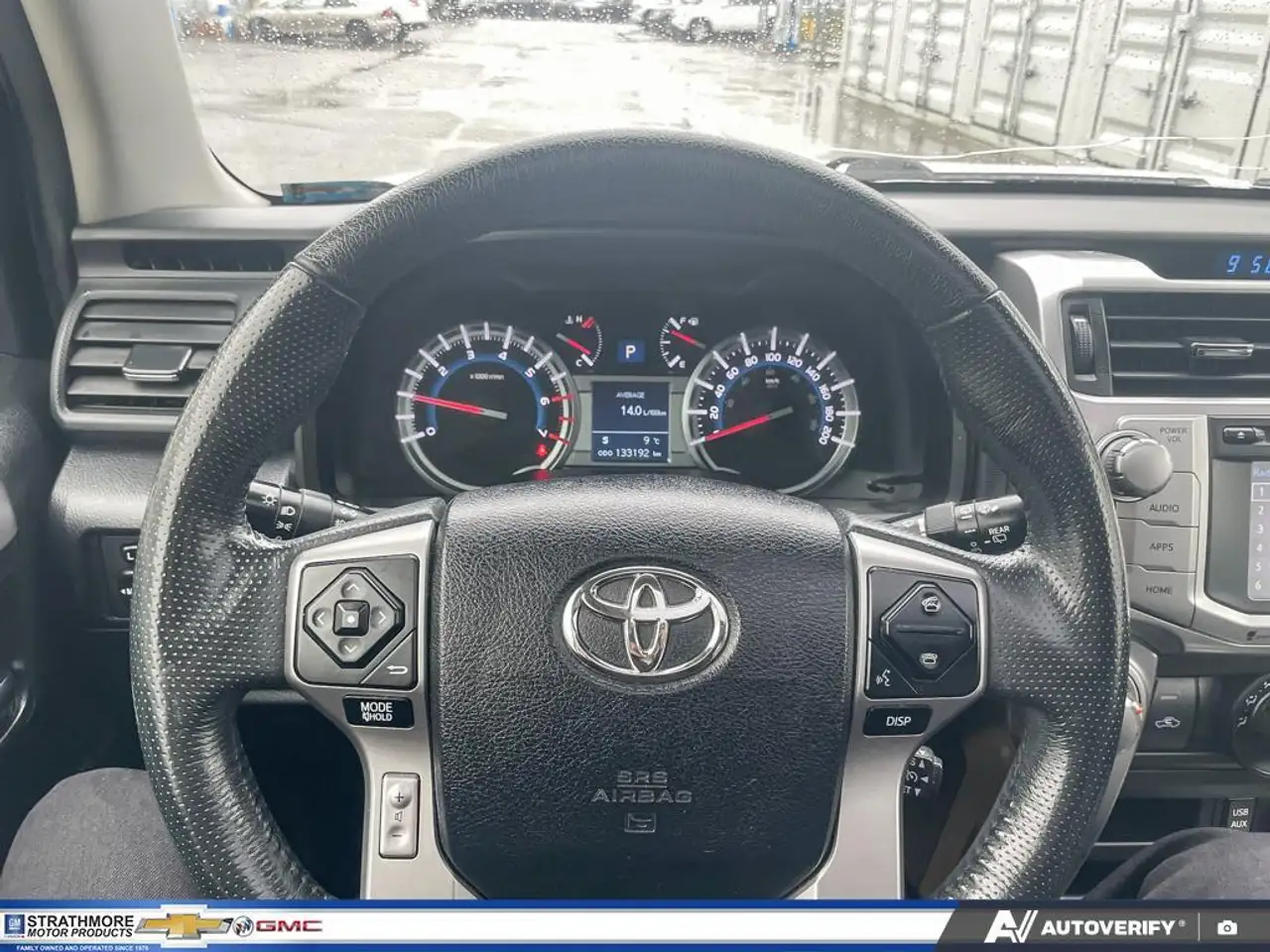 Toyota 4-Runner снимка Toyota 4-Runner