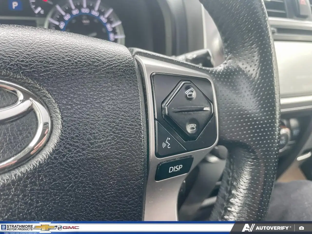 Toyota 4-Runner снимка Toyota 4-Runner