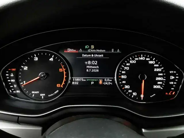 Audi A4 view 11