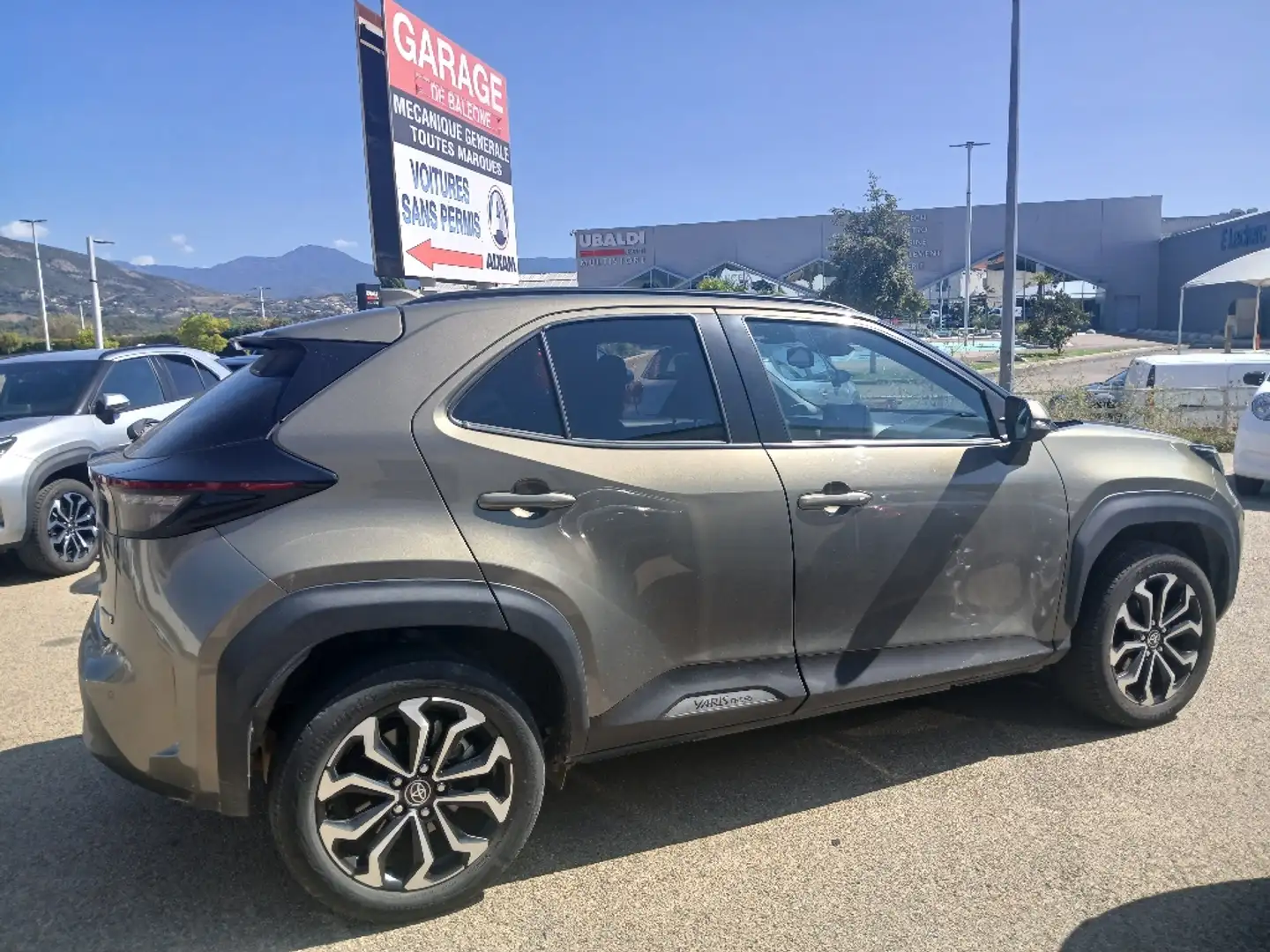 Toyota Yaris CROSS 116CH HYBRID DESIGN MY22 - 2