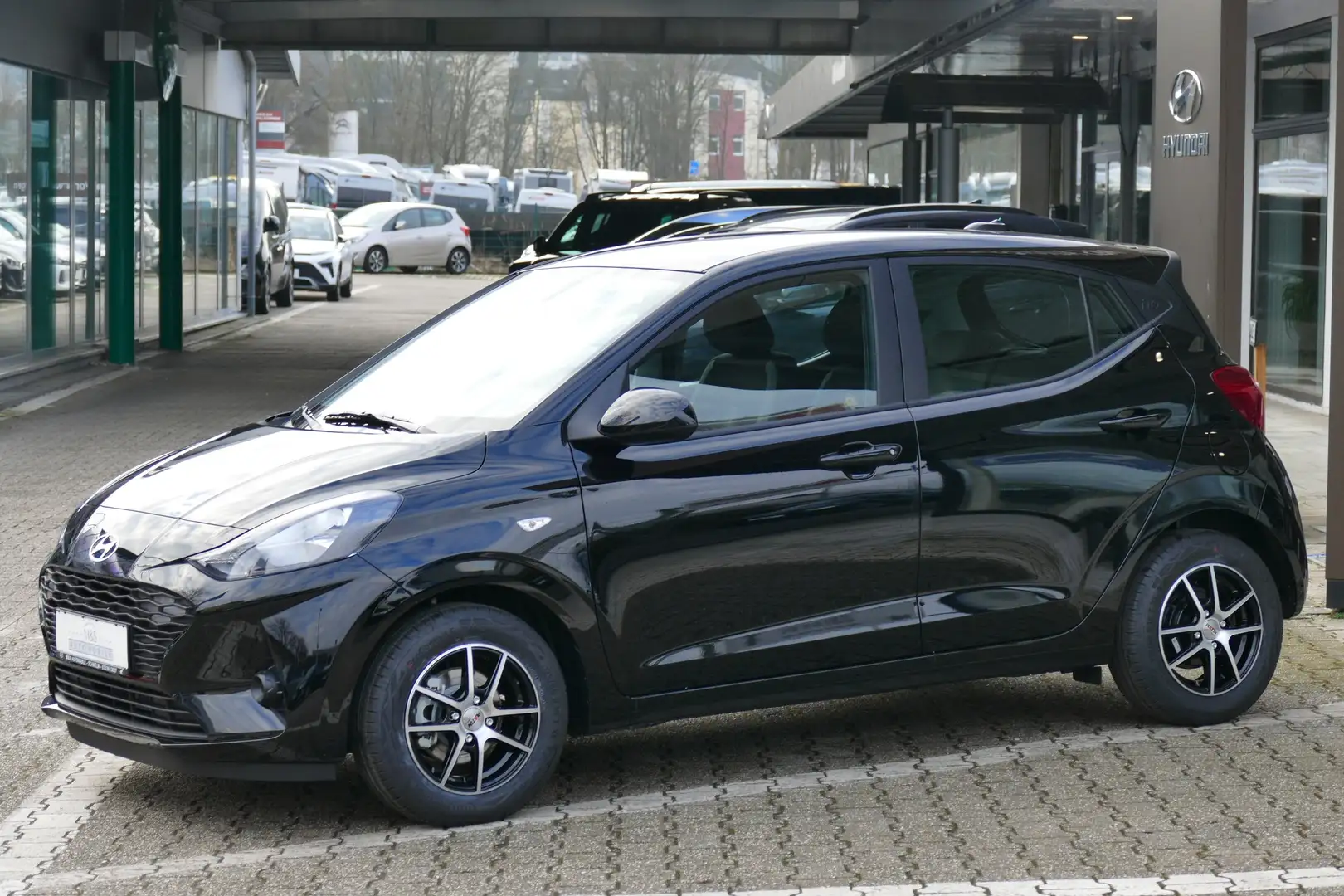 Hyundai i10 1.0 Select*NAVI*KAMERA*BLUETOOTH* Schwarz - 1