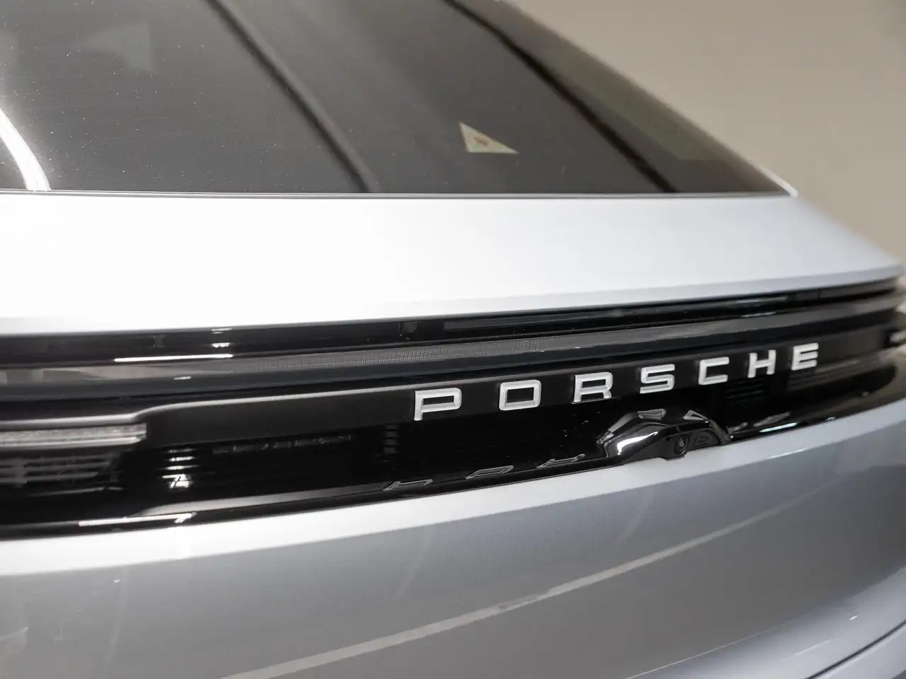 Porsche Macan 2026 — фото 10