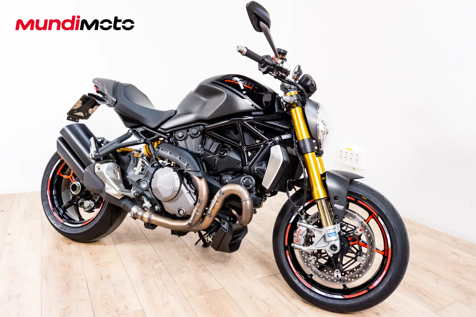 Ducati Monster 1200 - 2