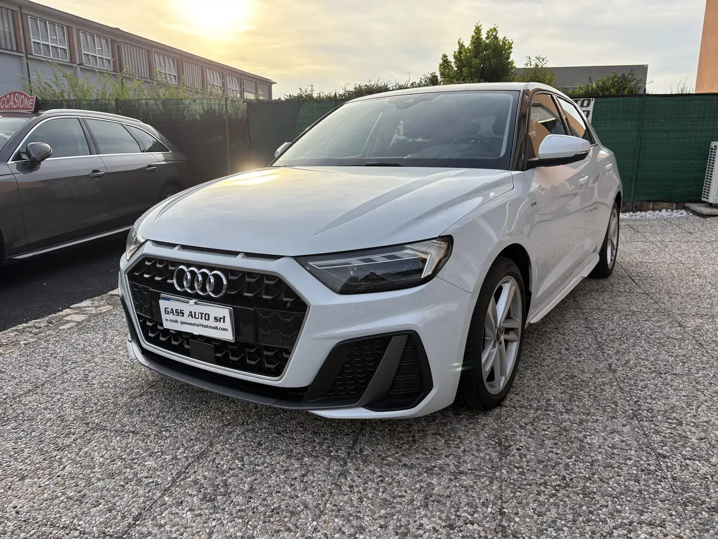 Audi A1 Sportback 30 1.0 tfsi S Line Edition 110cv s-troni Weiß - 1