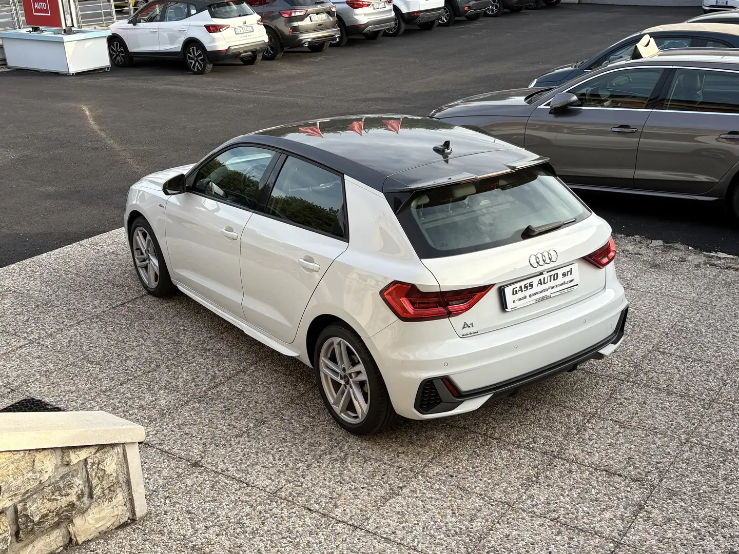 Audi A1 Sportback 30 1.0 tfsi S Line Edition 110cv s-troni Weiß - 2