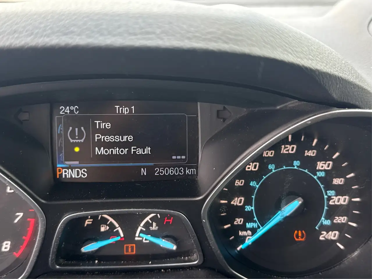 Ford Escape photo Ford Escape