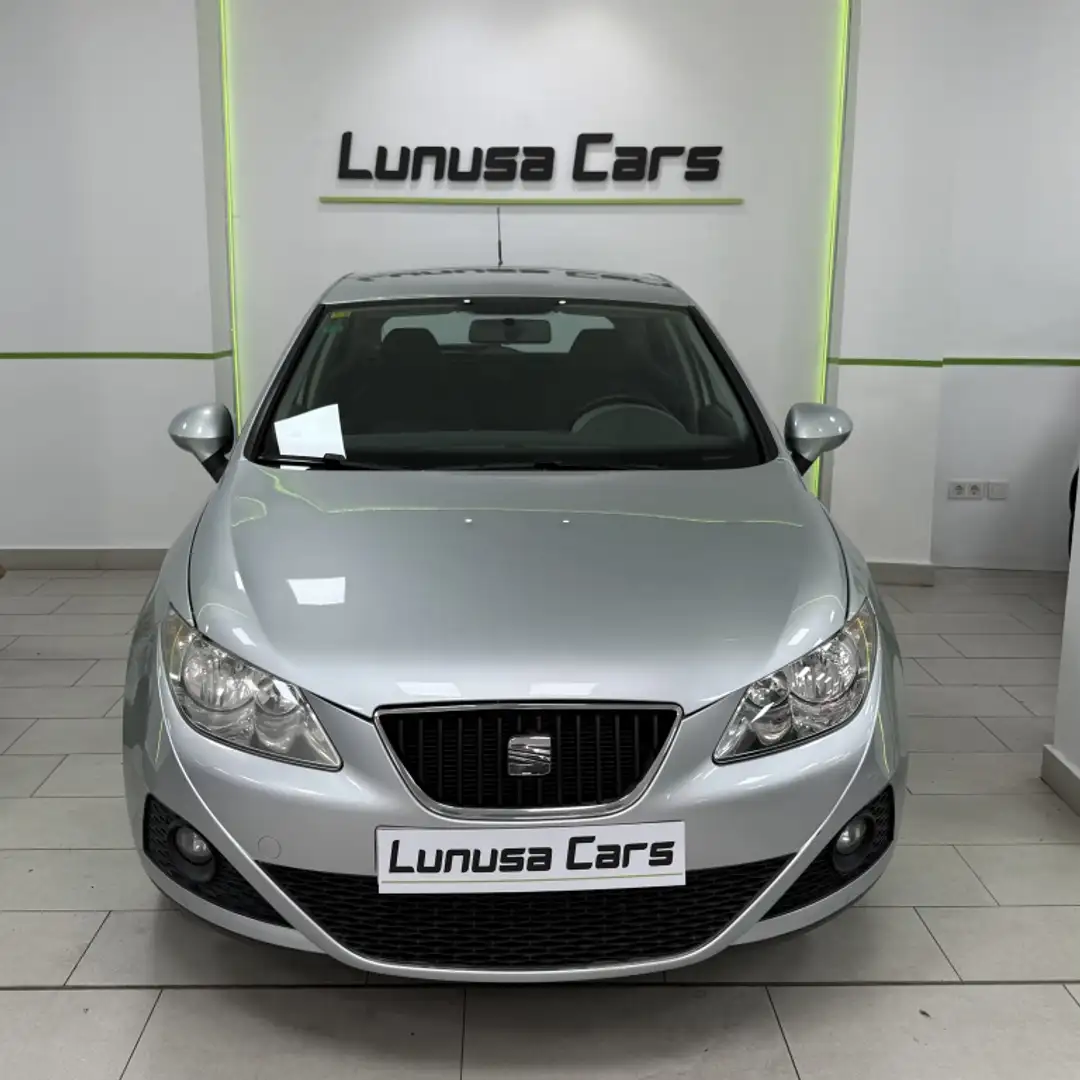 SEAT Ibiza 1.6TDI CR Copa Style DPF 105 Gris - 2