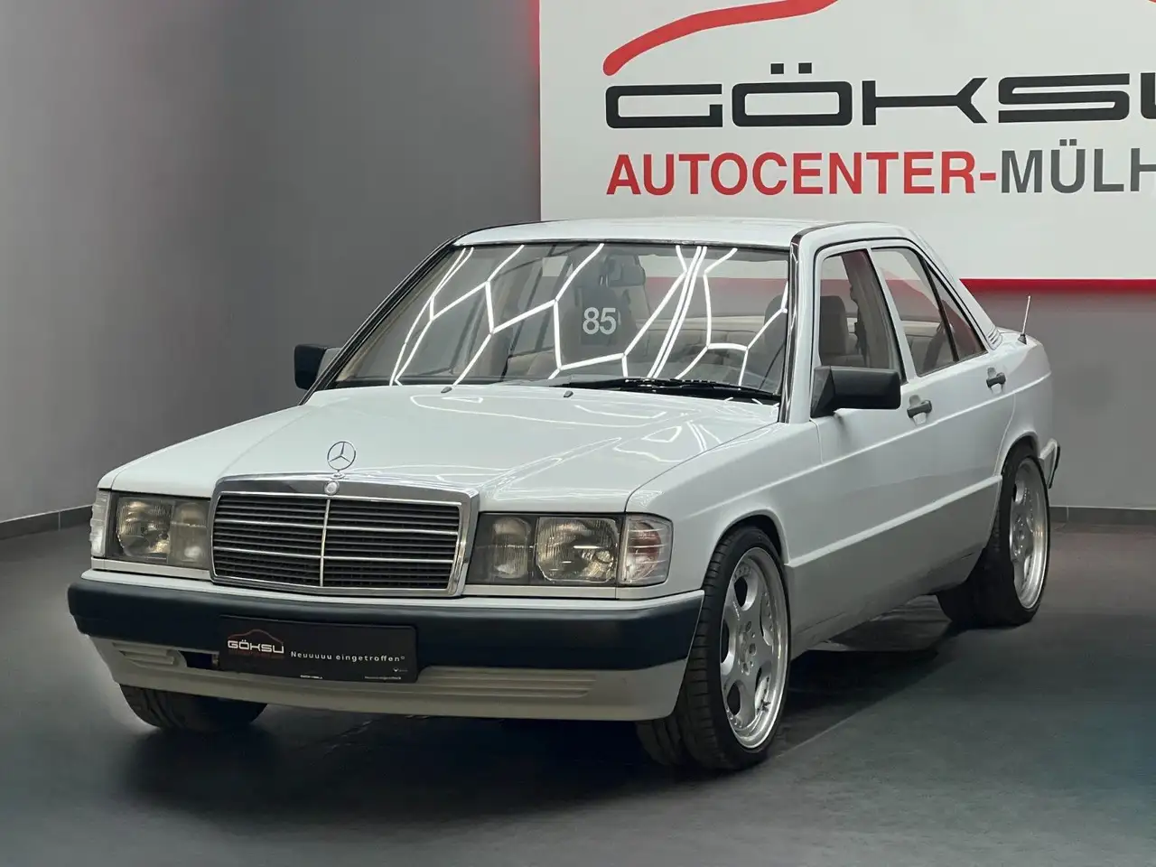 Mercedes-Benz 190 E*Oldtimer H-Zulassung*Automatik*Schiebedach*, foto 1