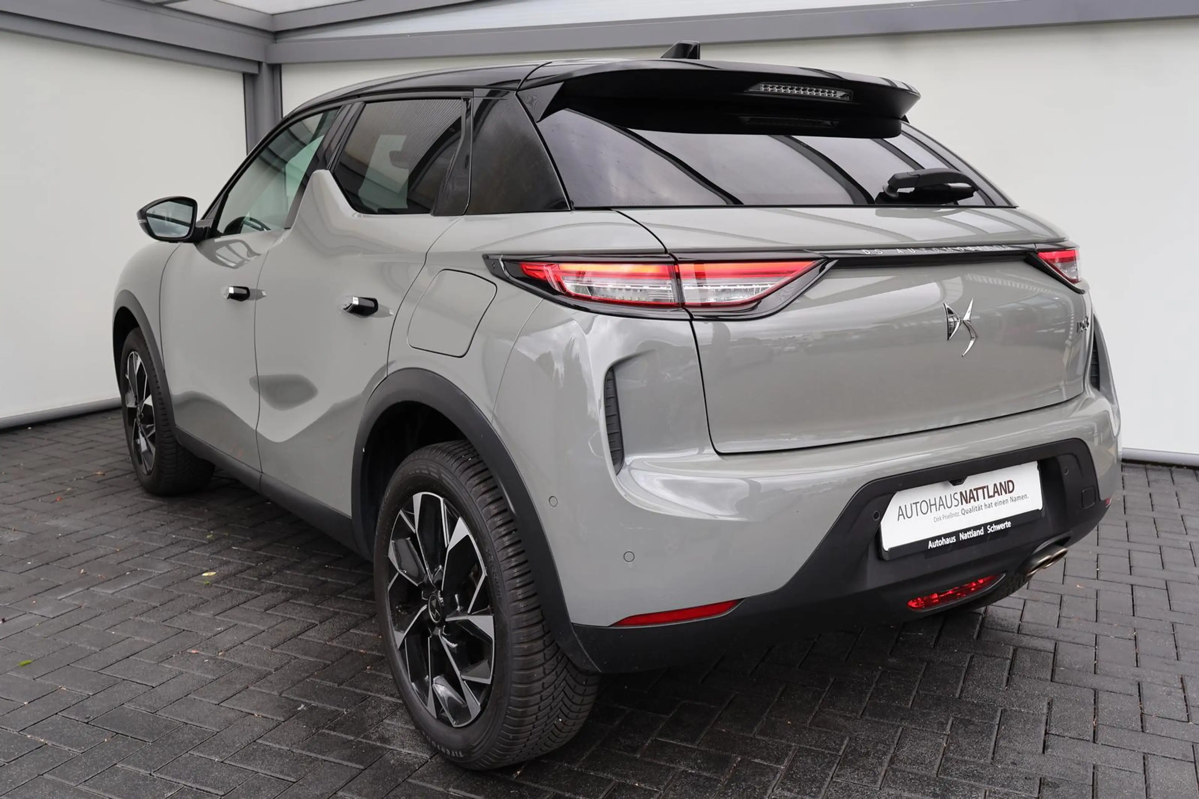 DS Automobiles DS 3 Rivoli 1.2 Autom. RFK LED HuD Leder Navi — photo 5