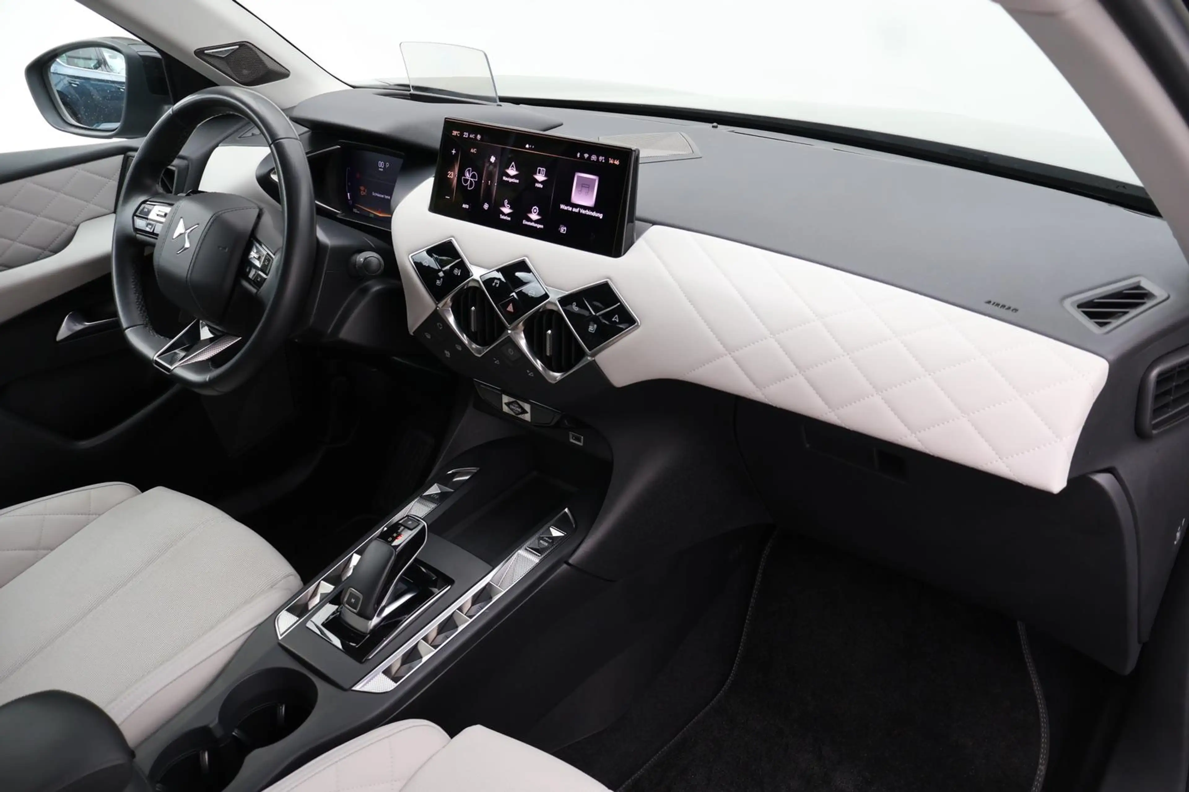 DS Automobiles DS 3 Rivoli 1.2 Autom. RFK LED HuD Leder Navi — photo 11
