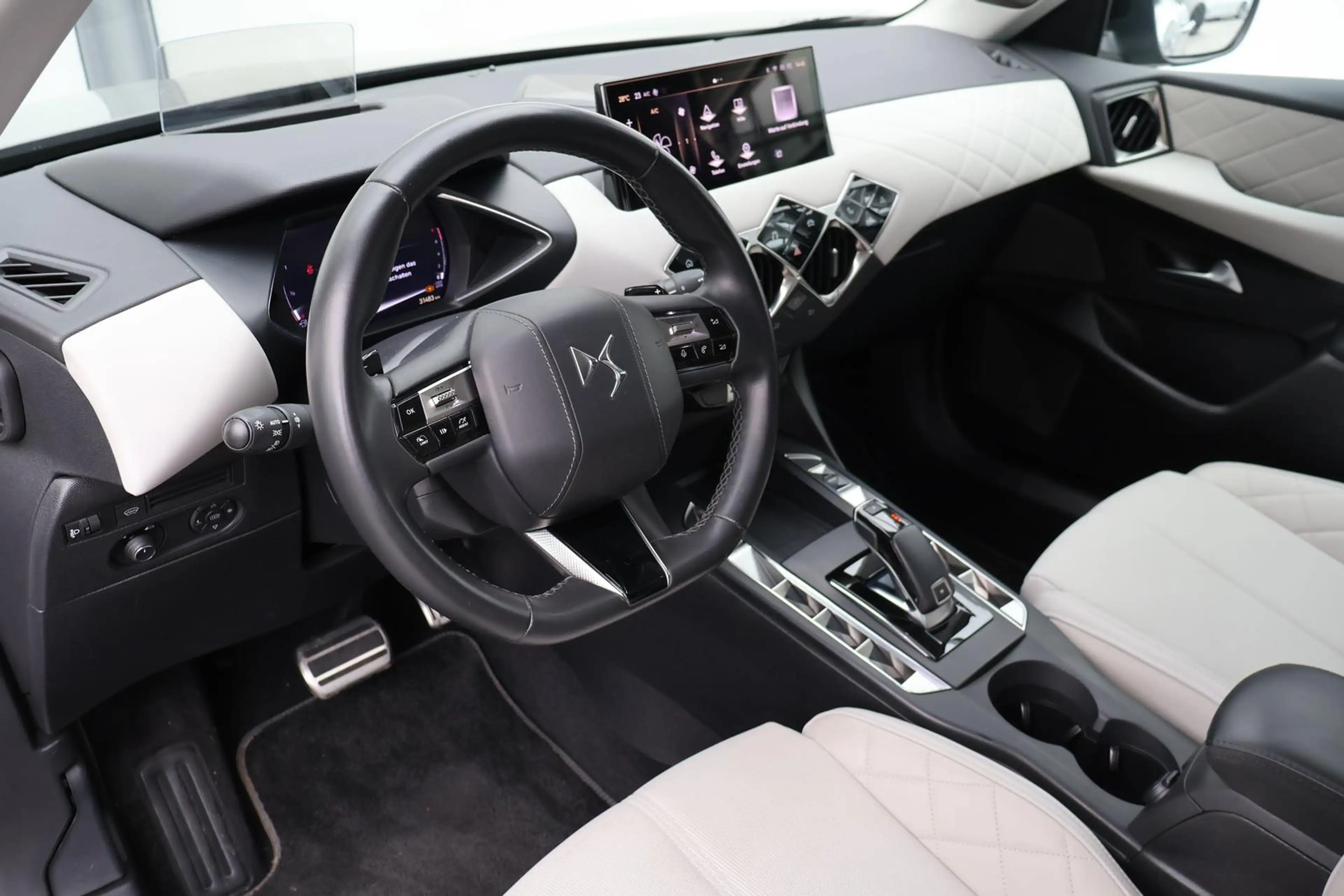 DS Automobiles DS 3 Rivoli 1.2 Autom. RFK LED HuD Leder Navi — photo 10