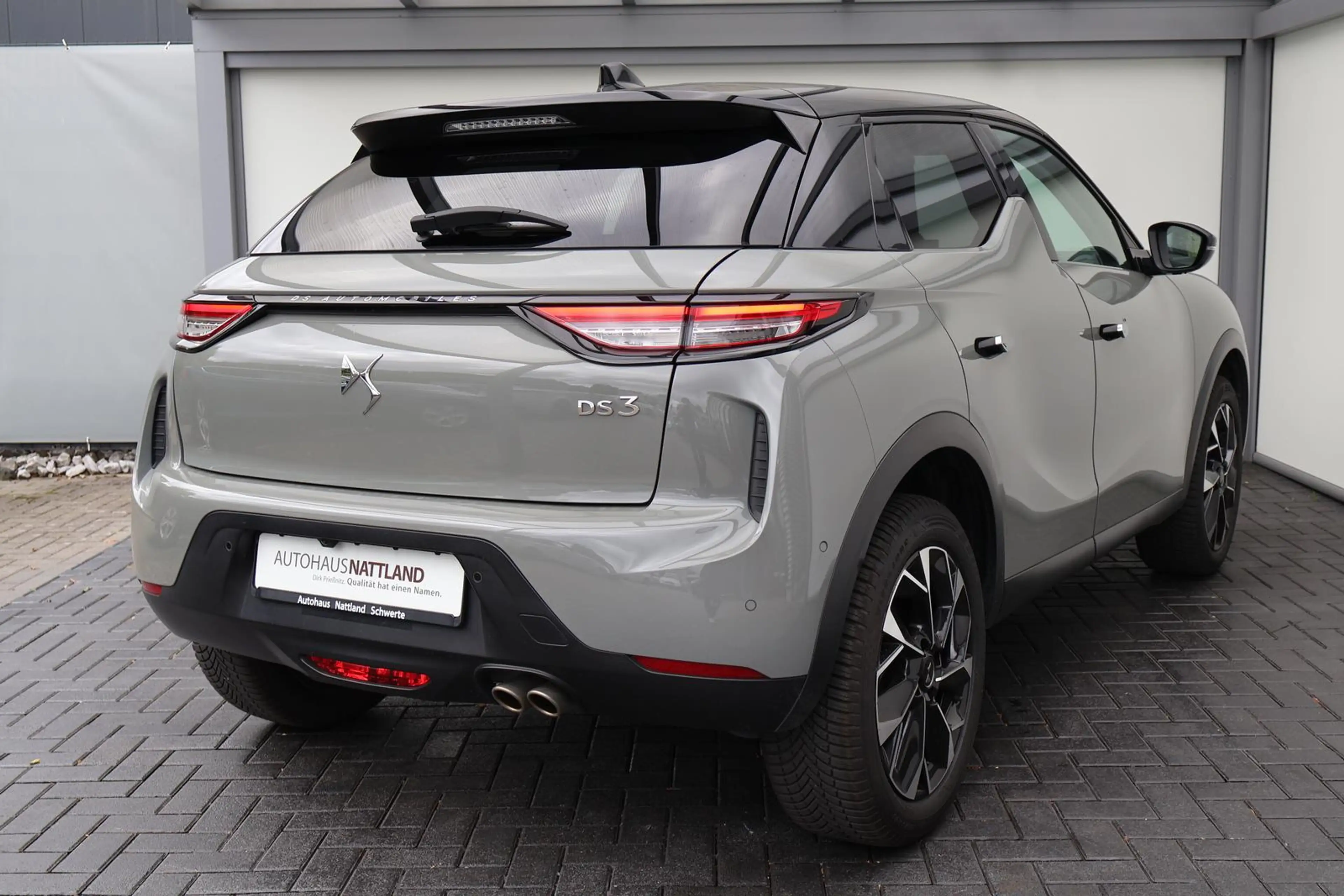 DS Automobiles DS 3 Rivoli 1.2 Autom. RFK LED HuD Leder Navi — photo 7