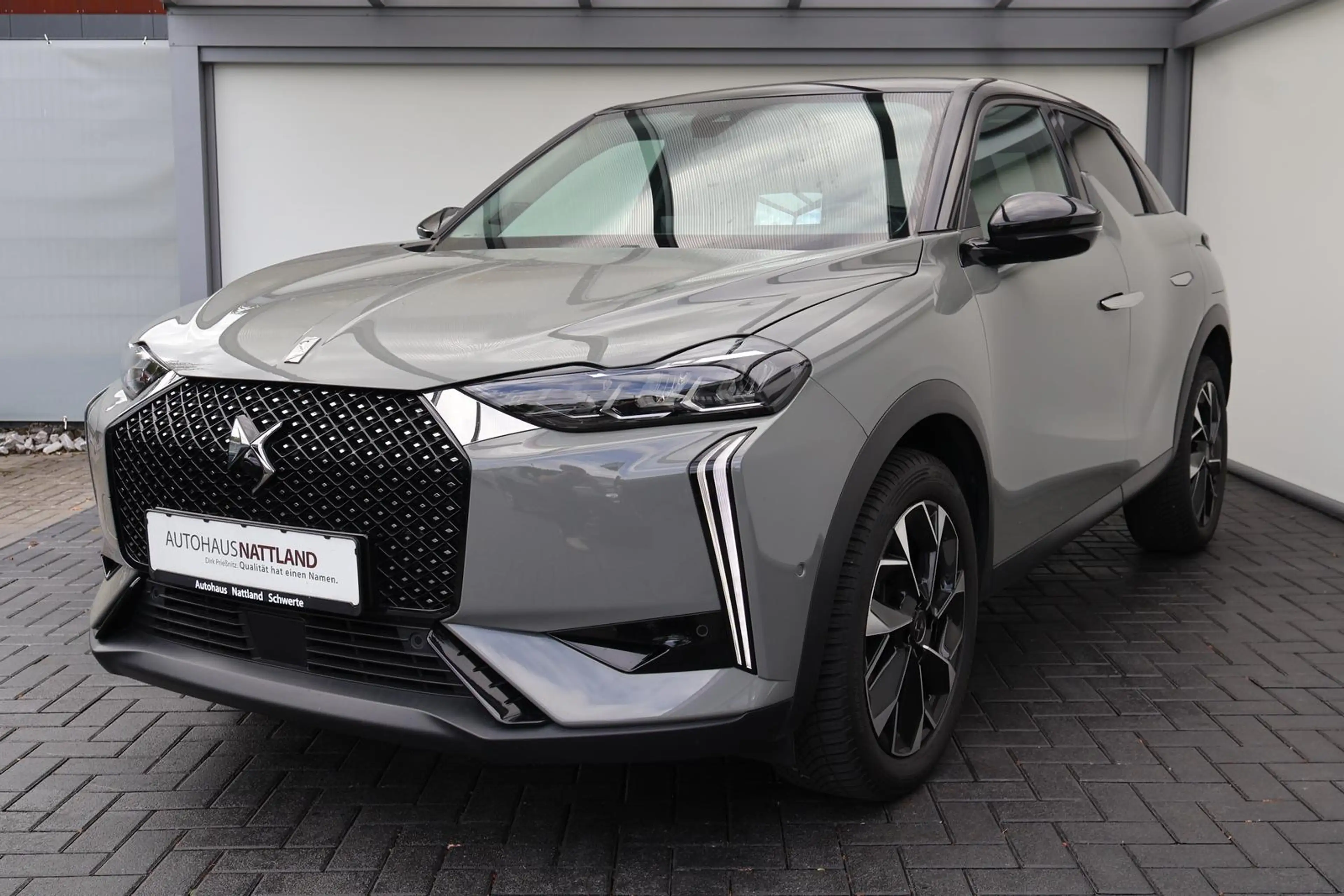 DS Automobiles DS 3 Rivoli 1.2 Autom. RFK LED HuD Leder Navi — photo 4