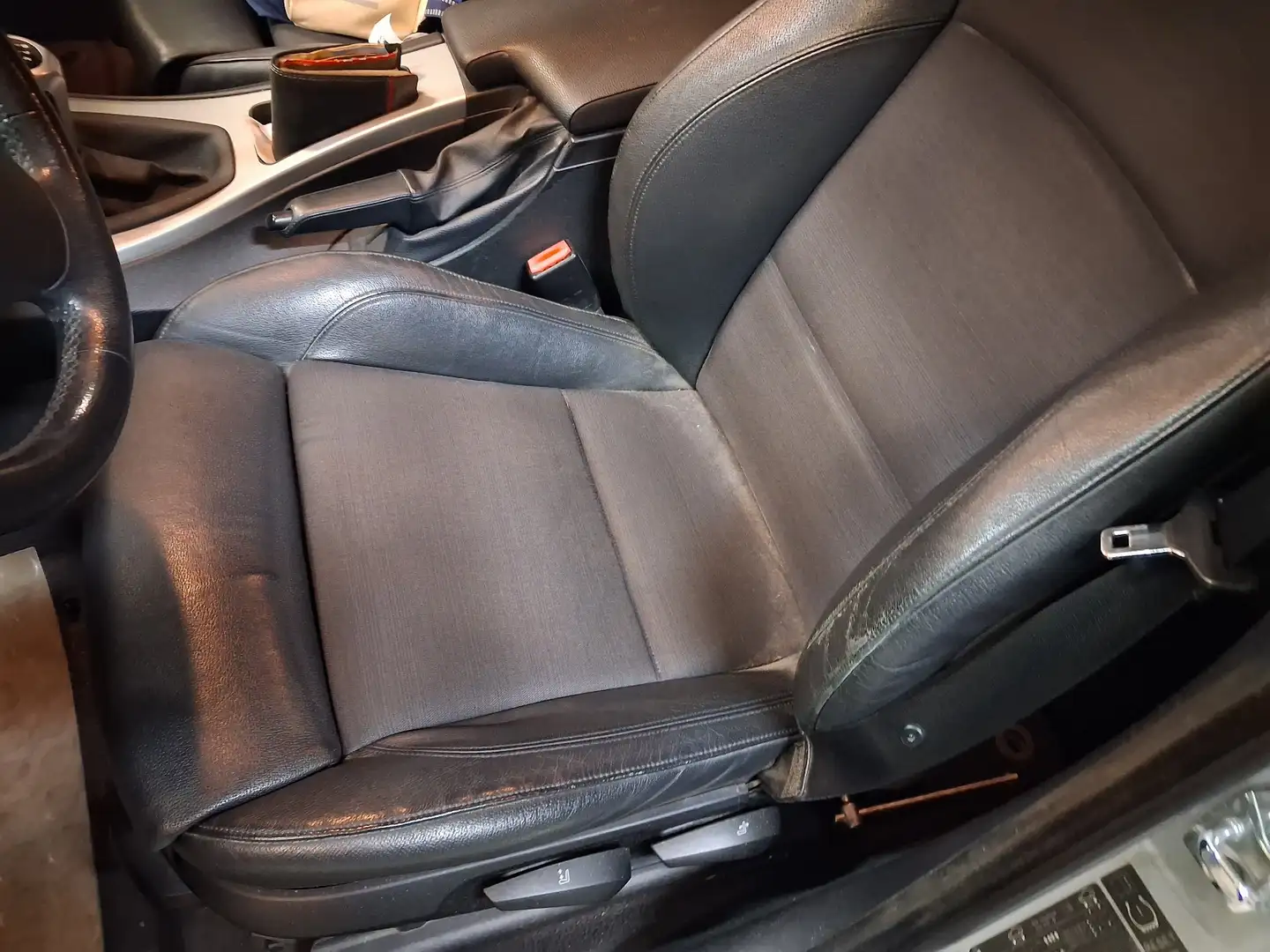 BMW 320 320d Attiva - 2