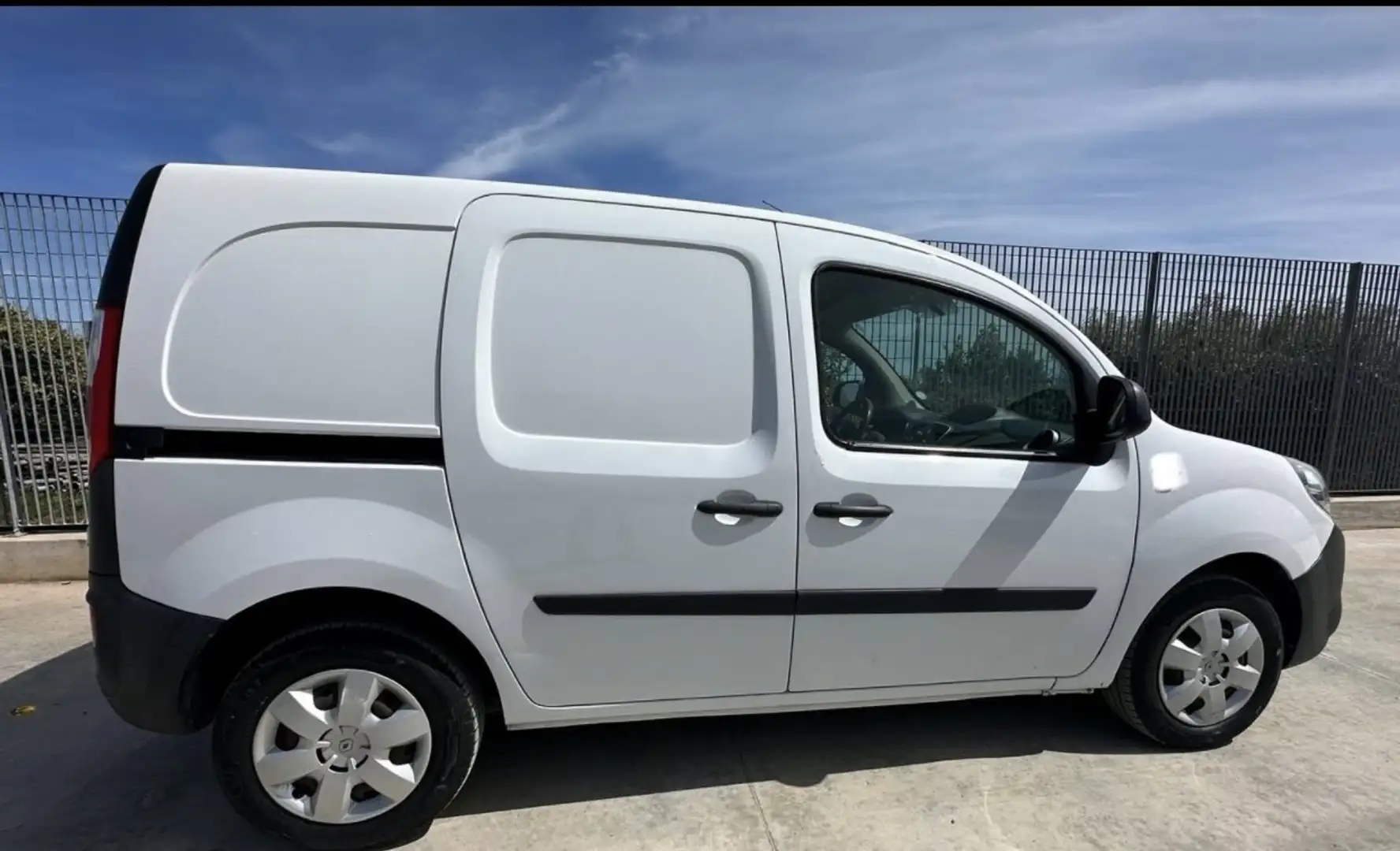 Renault Kangoo 1.5 dci 90cv fap - 2