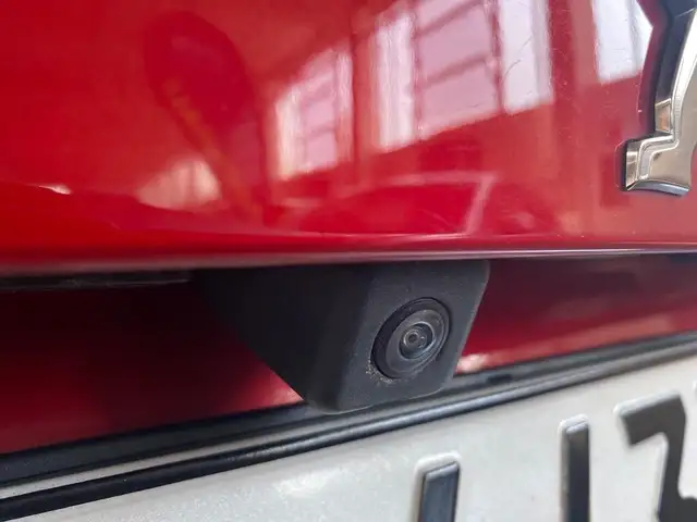 Peugeot 2008 view 14