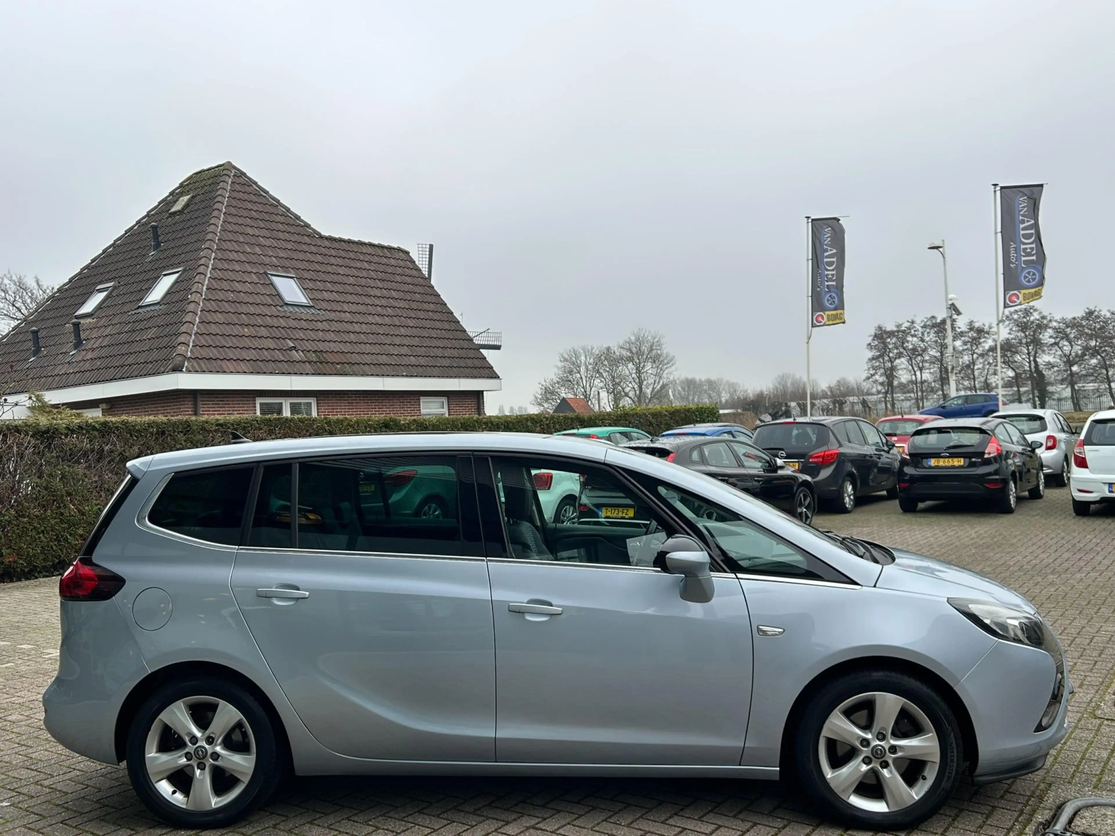 Opel Zafira Tourer 1.4 Design 7P. Panorama Navi Camera Trekhaak Deale — photo 5