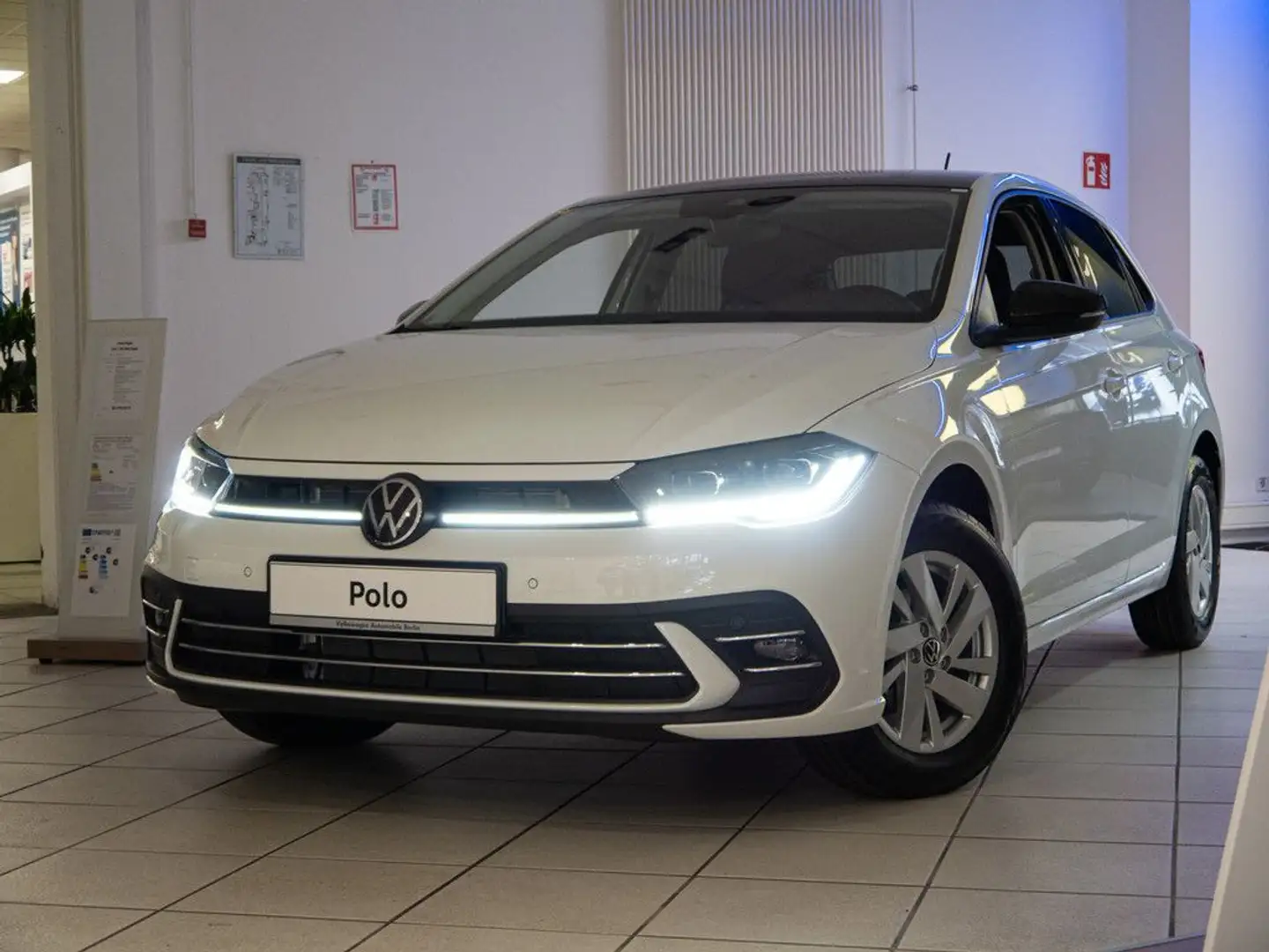 Volkswagen Polo 1,0 TSI DSG Style Navi PDC Klima Telefon Weiß - 2
