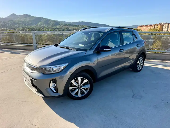 Kia Stonic 2024, foto 2