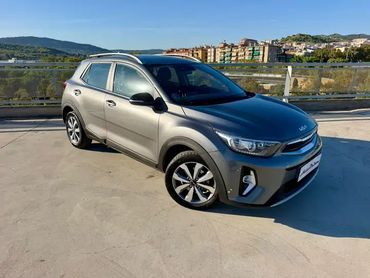 Kia Stonic 2024, foto 4