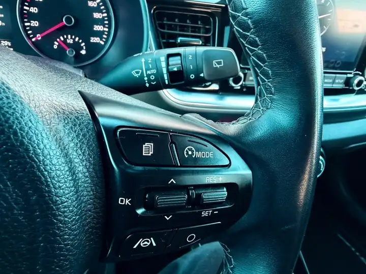 Kia Stonic 2024, foto 21