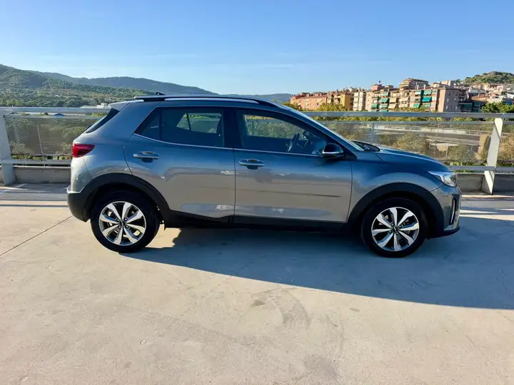 Kia Stonic 2024, foto 9