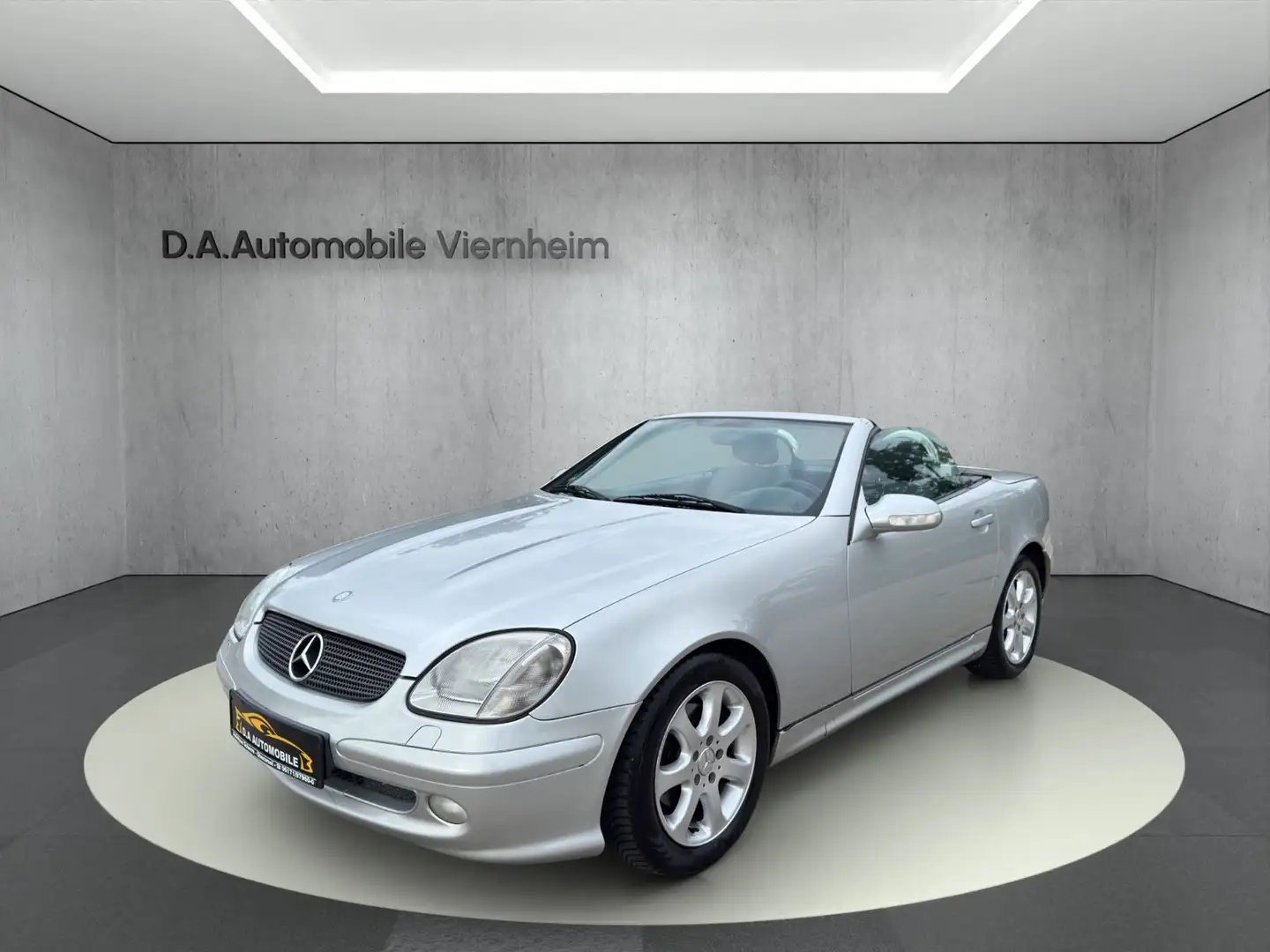 Mercedes-Benz SLK 200 Kompressor°Automatik°SHZ°Klima°Rentner° Silber - 1
