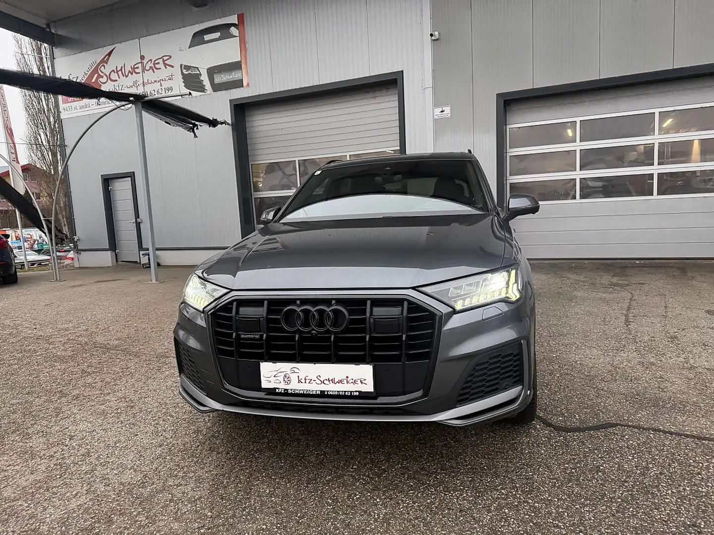 Audi Q7 50 TDI S-line quattro Tiptronic Grau - 2