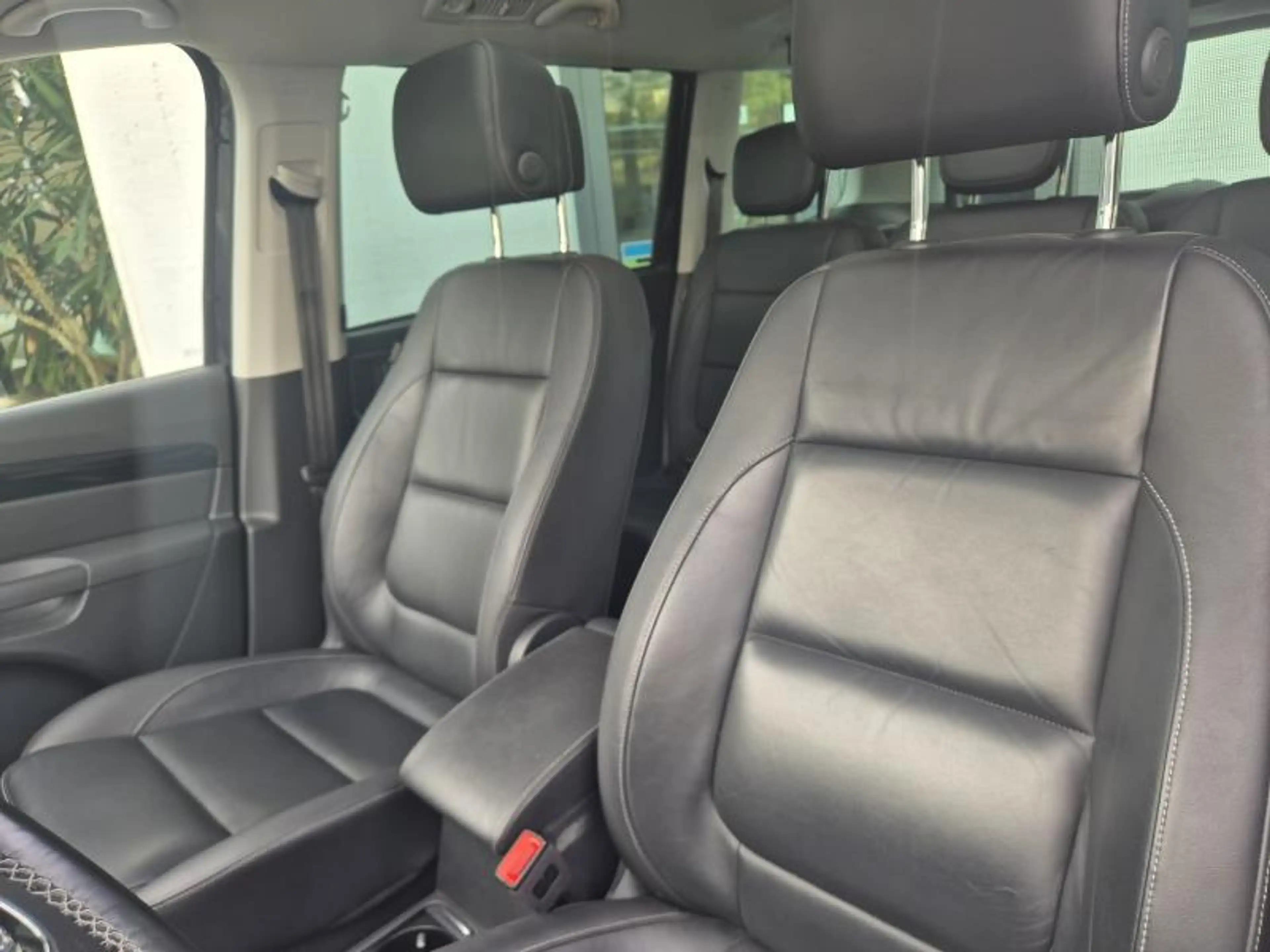Volkswagen Sharan Highline — photo 8
