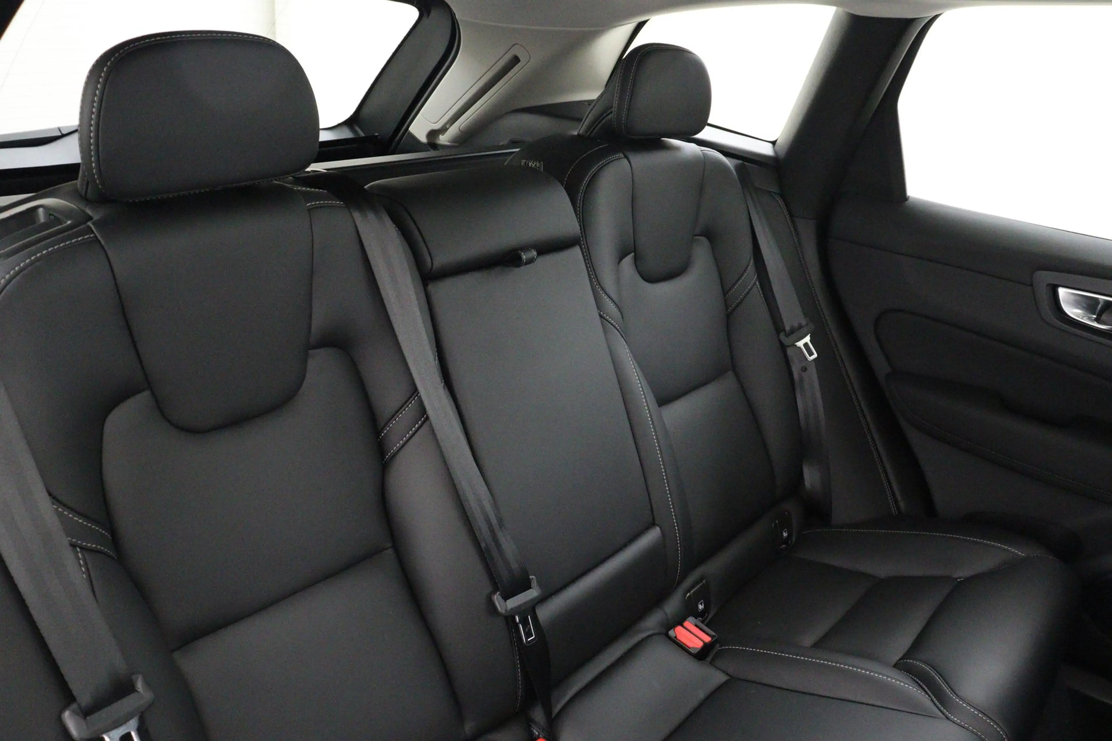 Volvo XC60 II T6 PLUG-IN HYBRID AWD ULTRA BRIGHT *FULL OPTION — photo 14