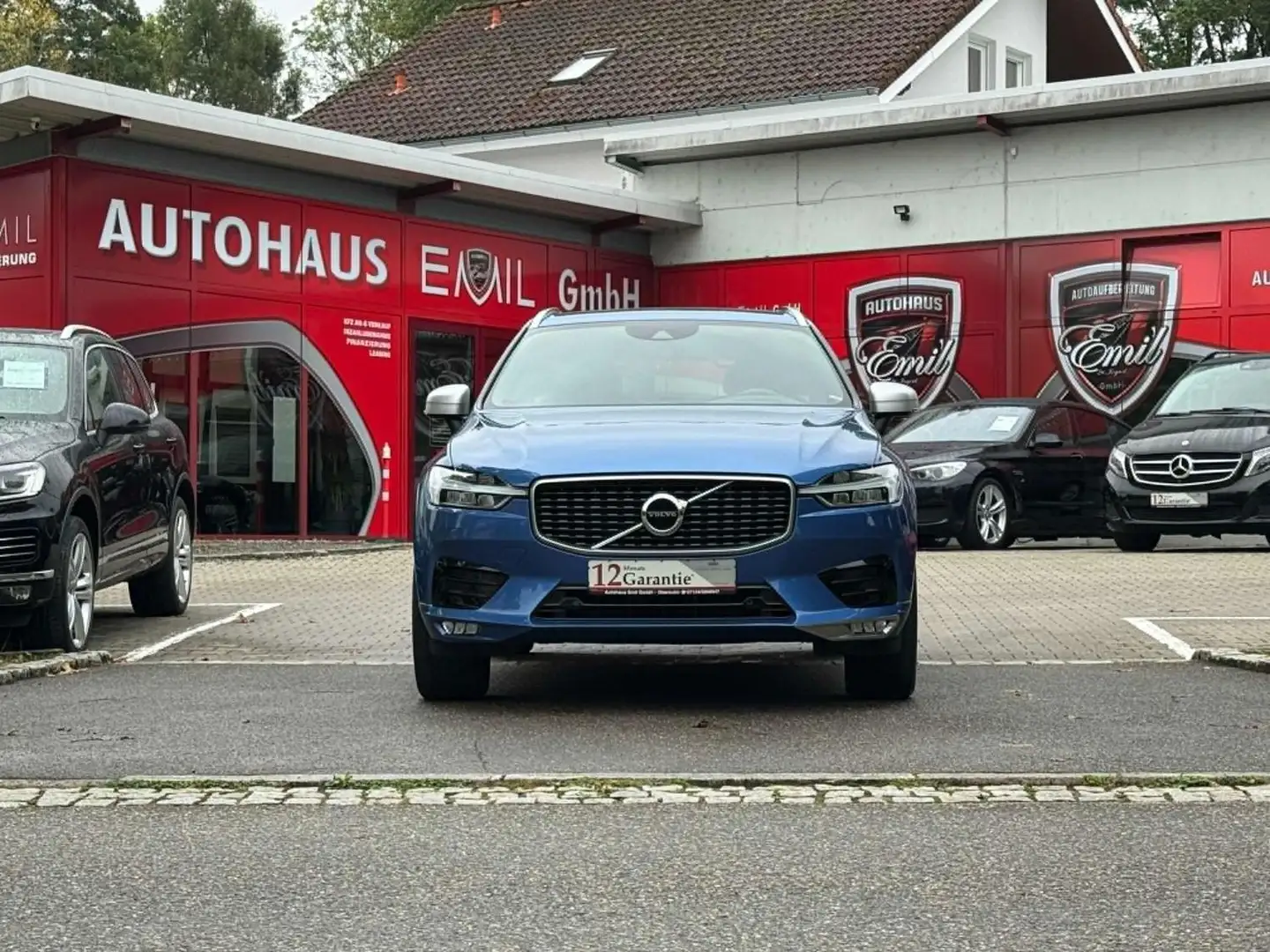 Volvo XC60 R Design AWD/Kamera/Navi/CarPlay Bleu - 2
