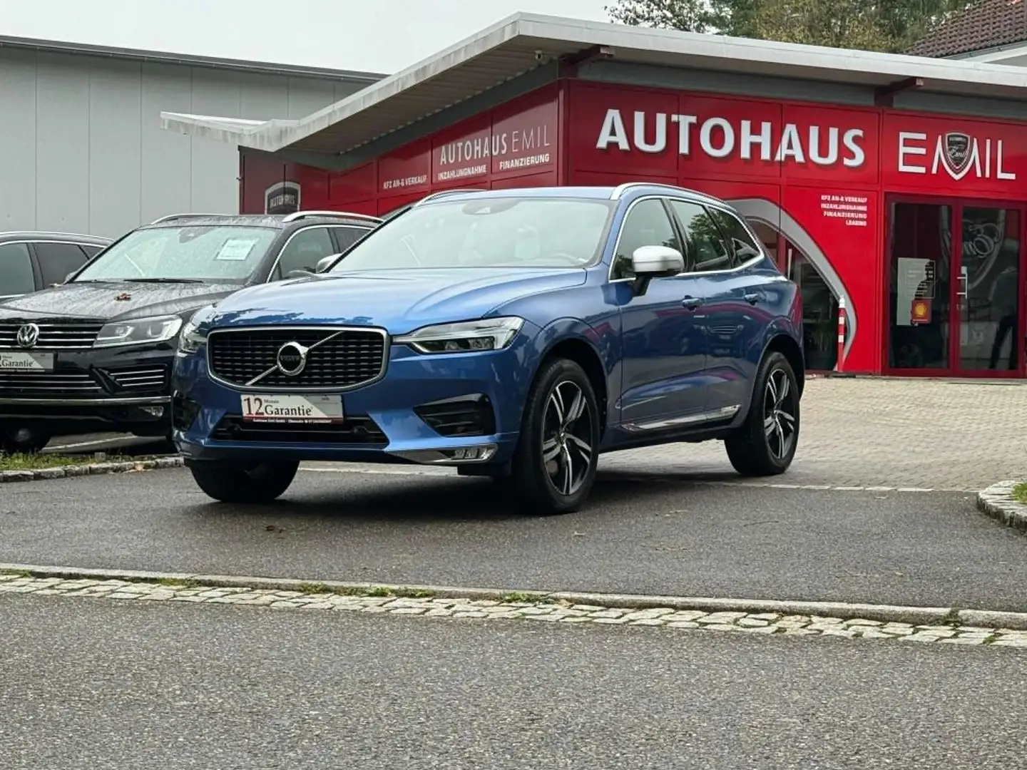 Volvo XC60 R Design AWD/Kamera/Navi/CarPlay Bleu - 1