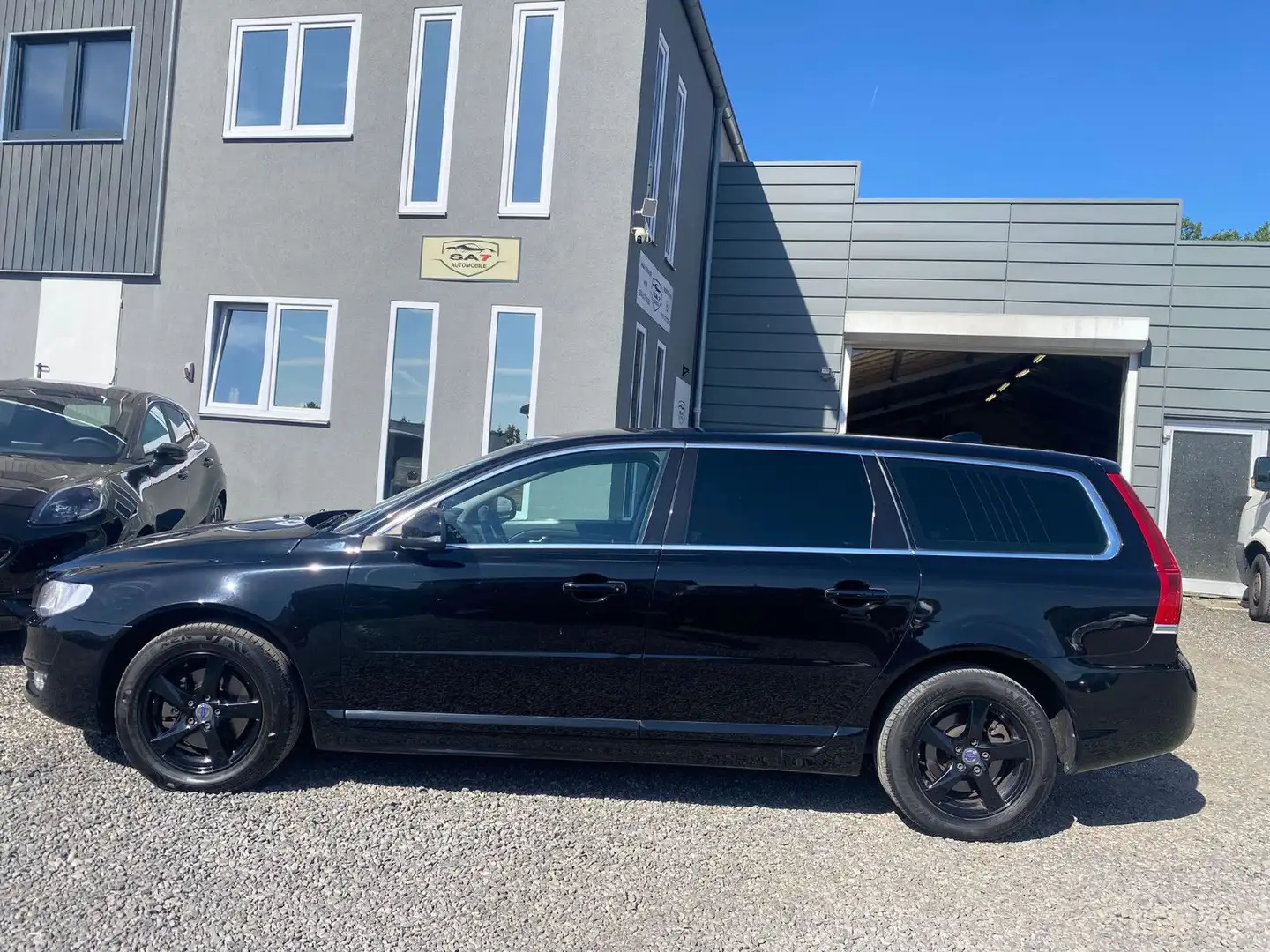Volvo V70 Kombi Linje *2.HD*AHK*ZahnriemenNeu*TüvNeu Negro - 1